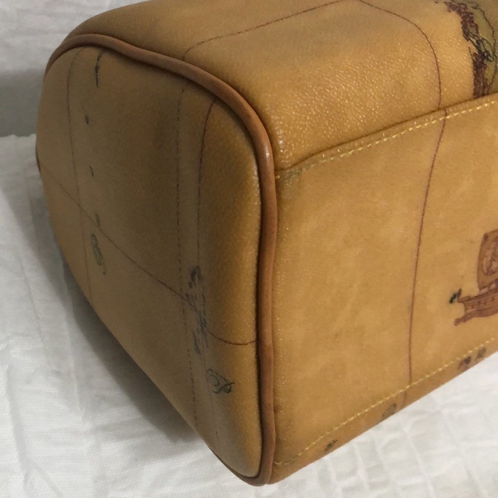 Alviero Martini 1st Class Leather Satchel with Strap - Picture 8 of 11